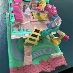 Blue bird Polly pocket tree house